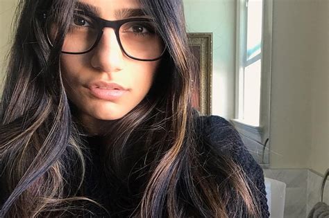 mia khalifa primeiro vídeo